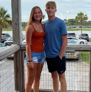 Meet your Posher, Casey